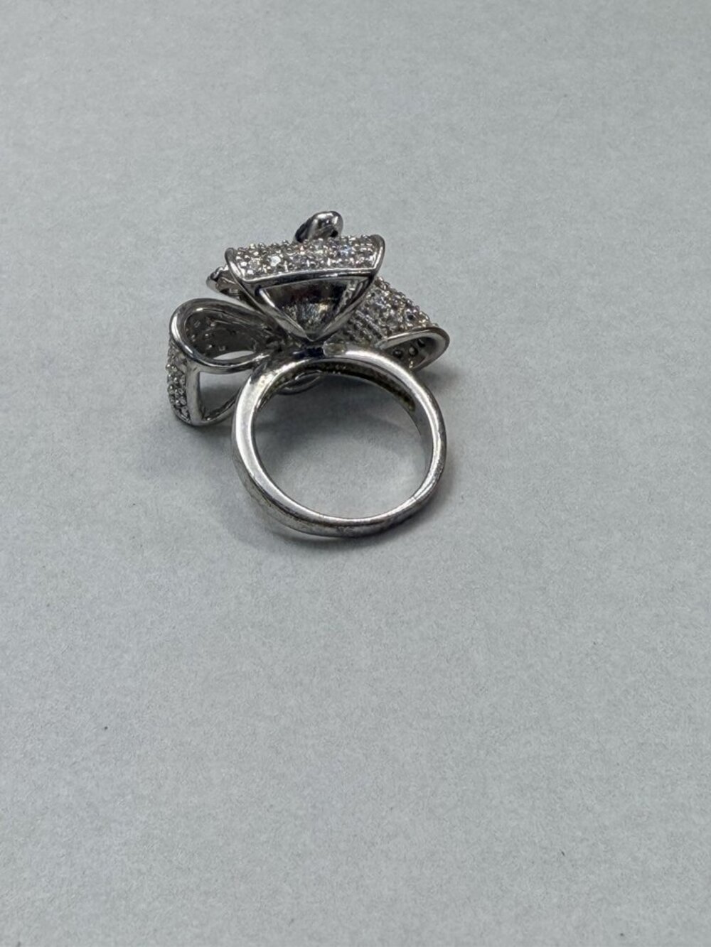 Vintage Oversized Pavé Bow Cocktail Ring Statement Glam Runway Jewelry Glam 8 - Picture 3 of 9